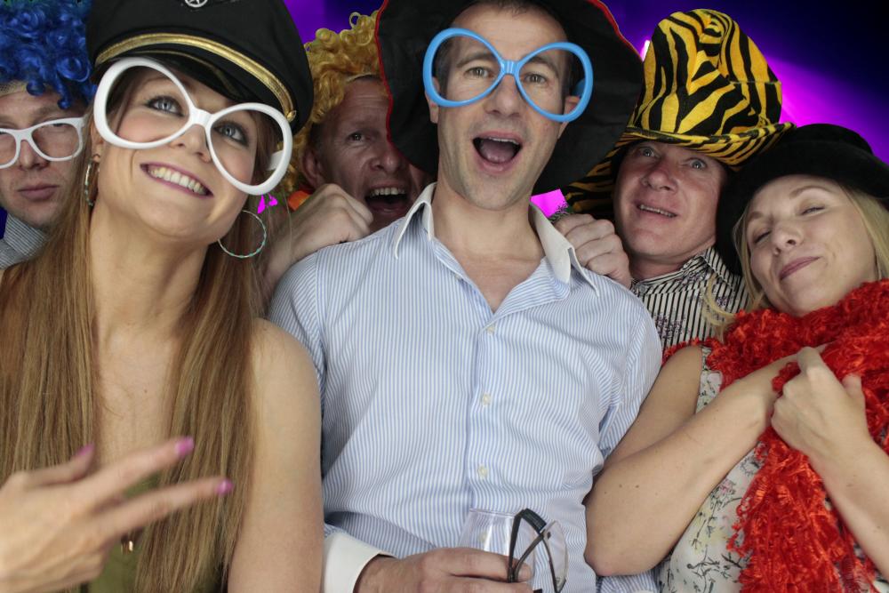 DHL South Regional Meeting | View more photos from the event at gallery.myphotoboothexperience.co.uk/u/MyPhotoBoothExperienceLtd/DHL-South-Regional-Meeting
